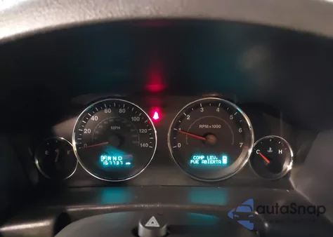 2007 Jeep Commander Sport z USA, uszkodzony, nr VIN 1J8HG48K87C505457